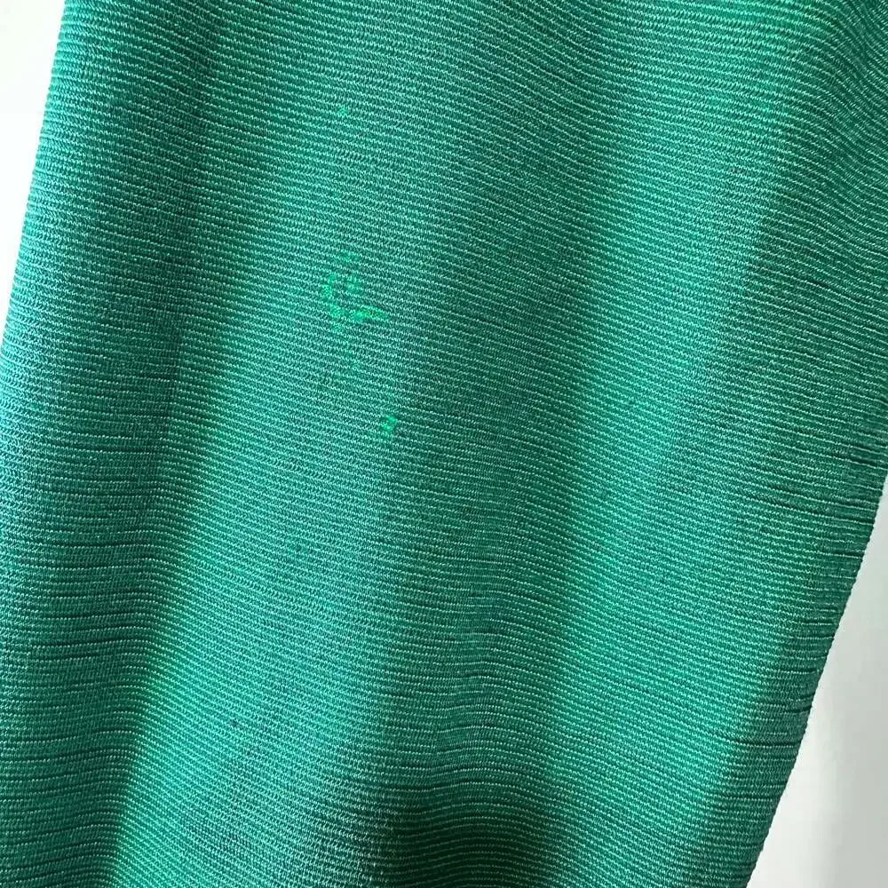 Nike Women's Dri-FIT Half-Zip Pullover Running Top in Green, Sz Medium - Picture 4 of 5